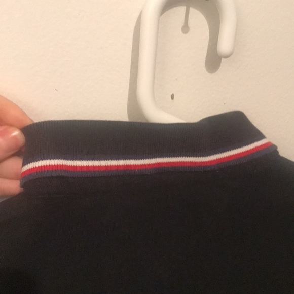Handsome Black Tommy Hillfiger Polo w/3 tone stripe trim SZ M 🔥🔥🔥 - Picture 8 of 8